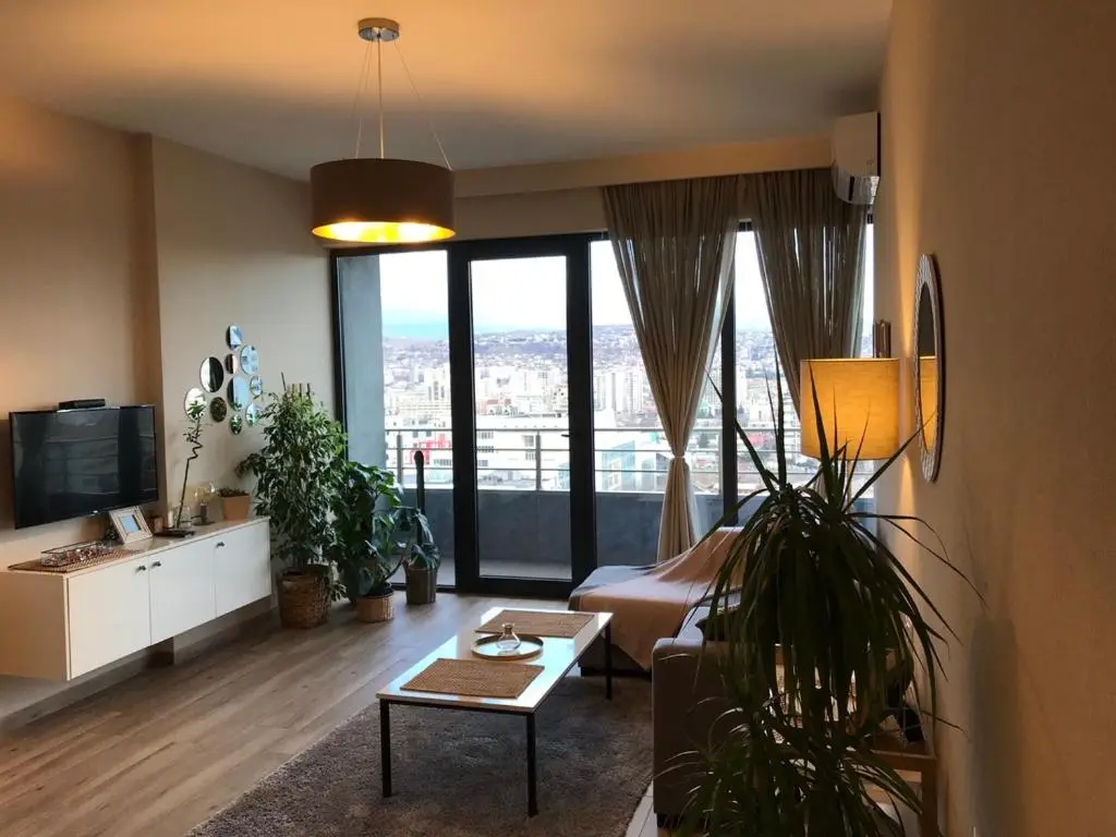 Ameri Plaza Green Apartments