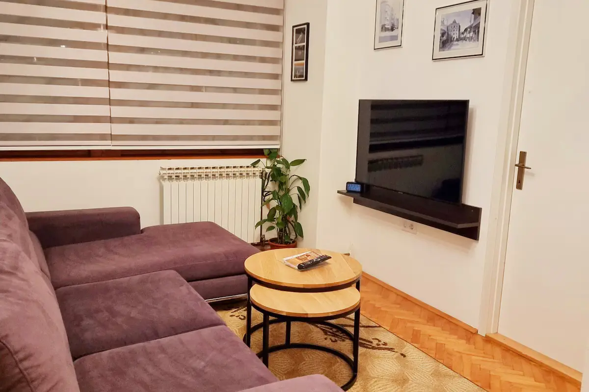 Eternal Flame Apt • City Center • Self Check-In