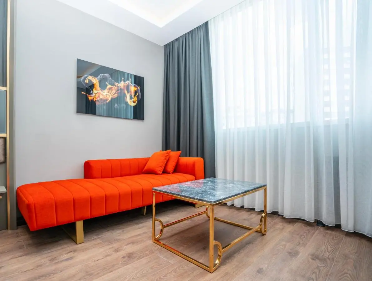 216 Ruby Suite