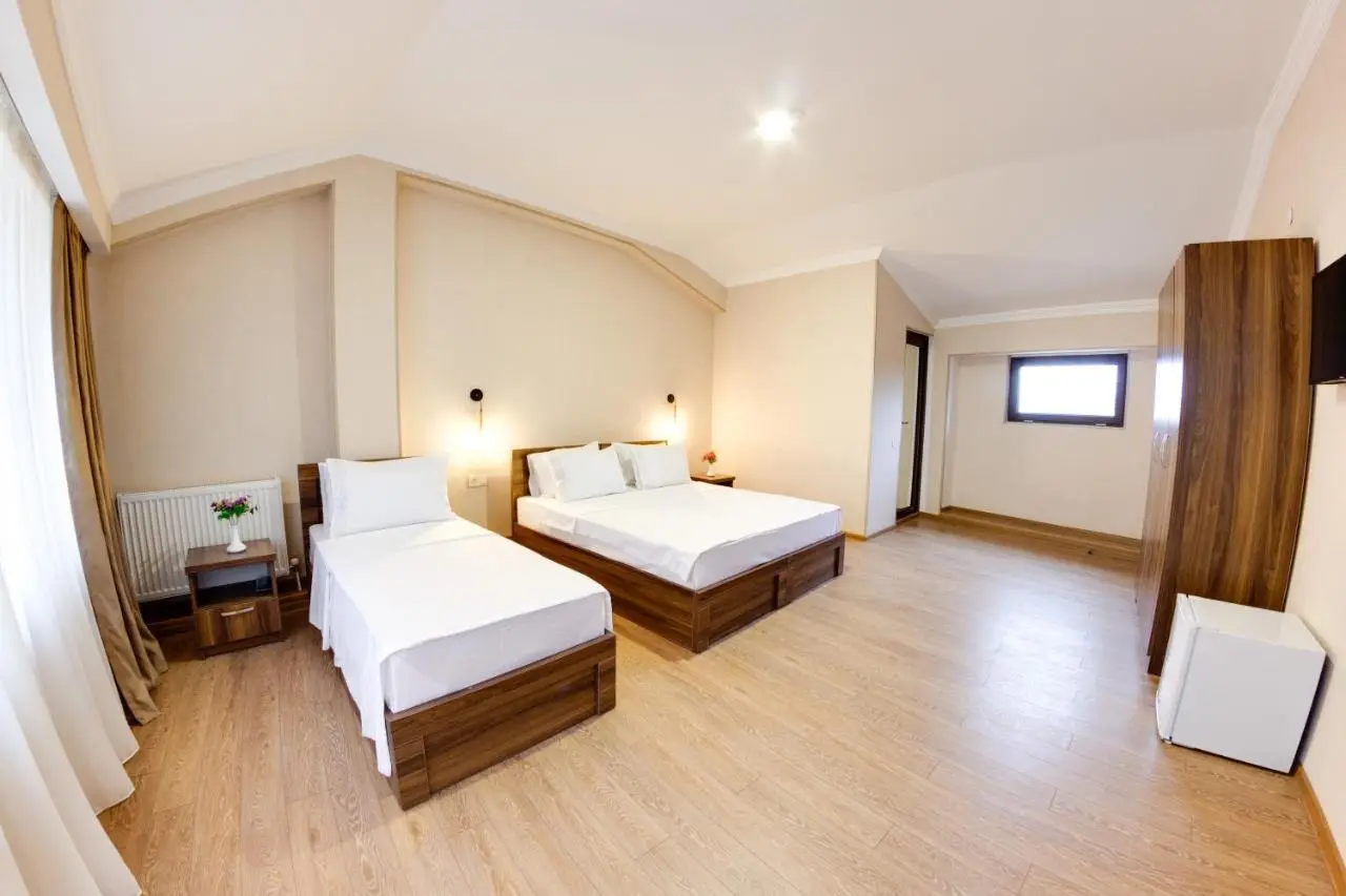Sina Hotel