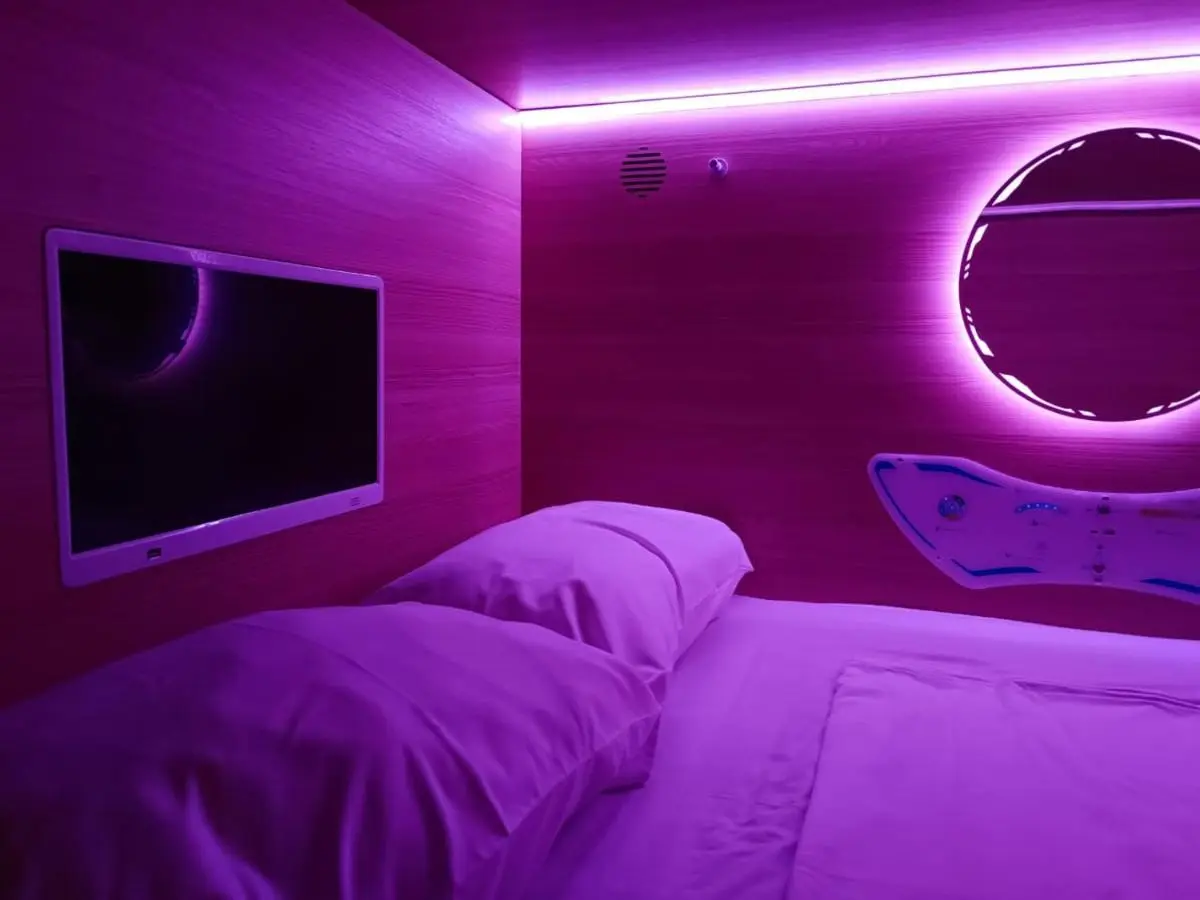 Capsule Hotel Happy lounge