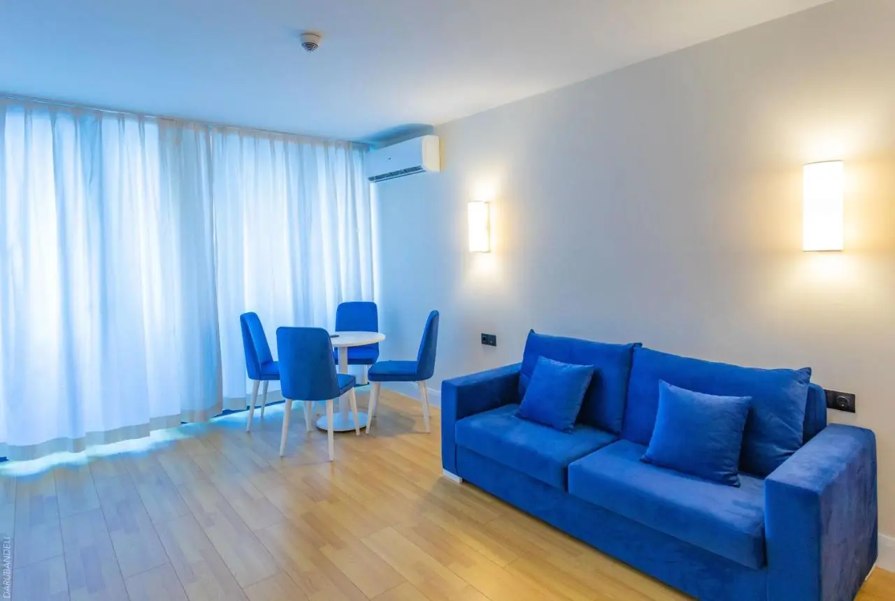 Panorama BeachFront Aparthotel