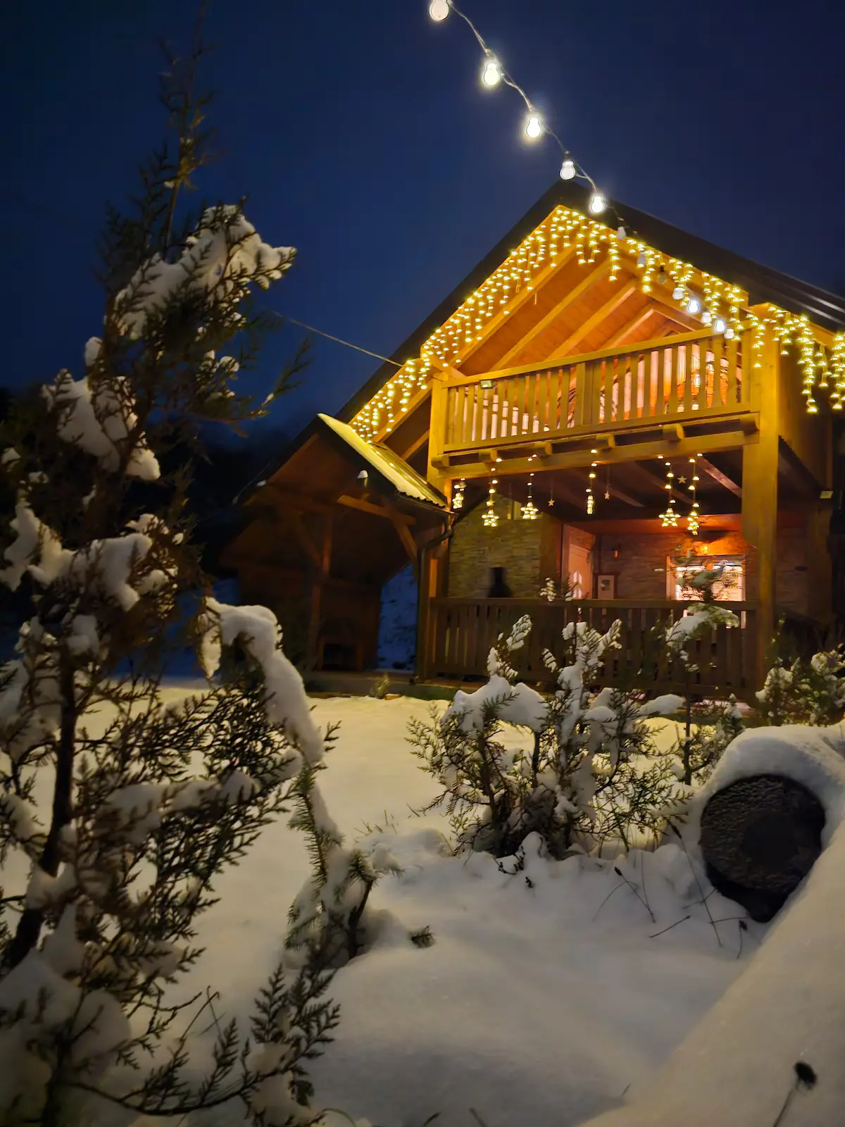 Mystery lodge