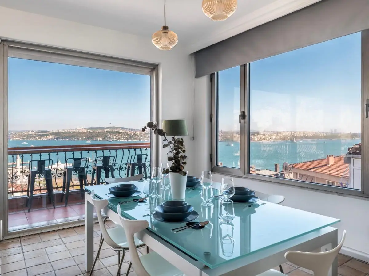 Stay Beyond The Bosphorus #3