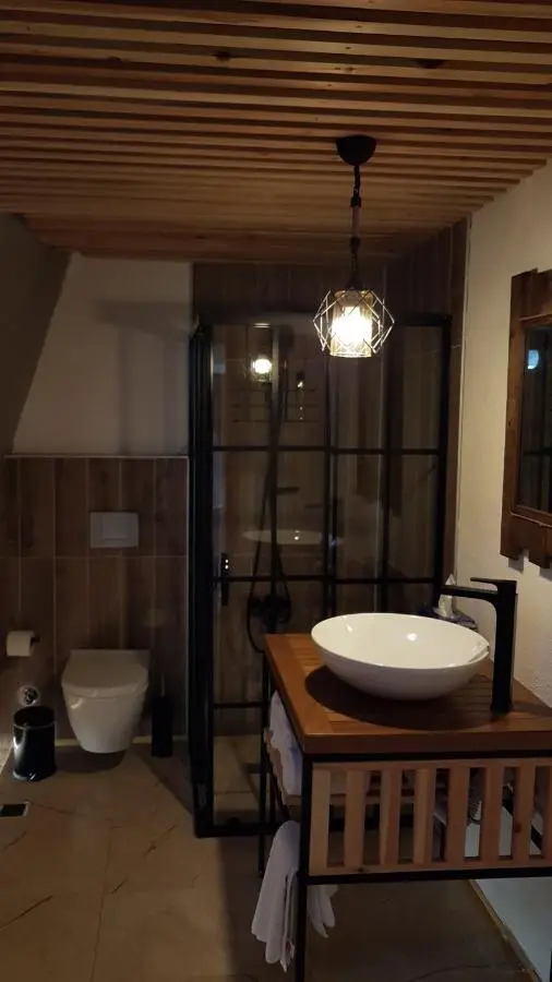 DENGEKORU Wildlife & Glamping
