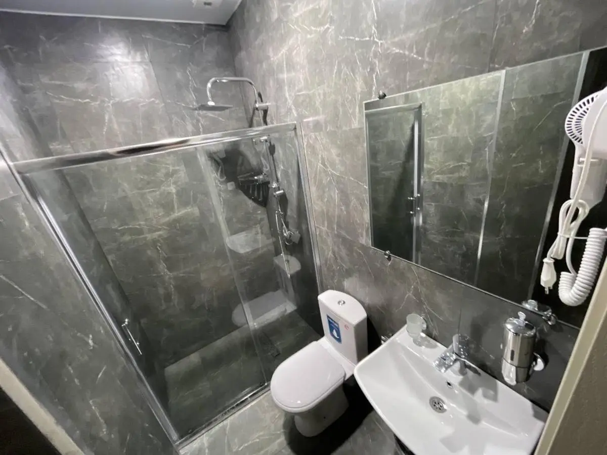 Hotel Estonia Two
