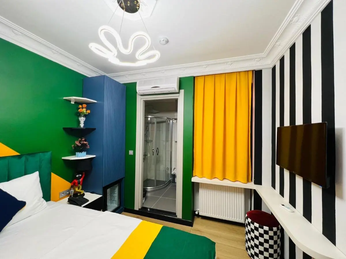 Apex Hotel
