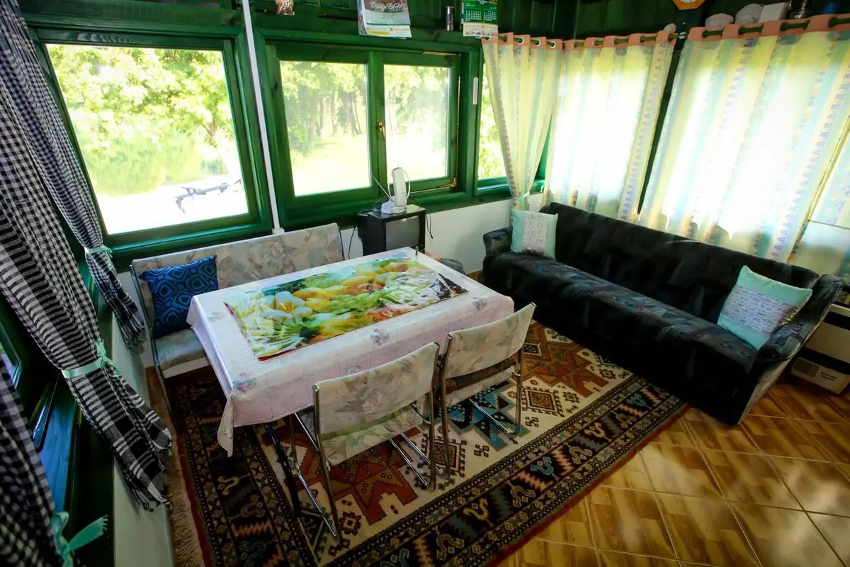 Weekend house Lohovo Noor na Uni