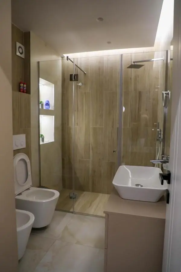 Central Continental Apartment