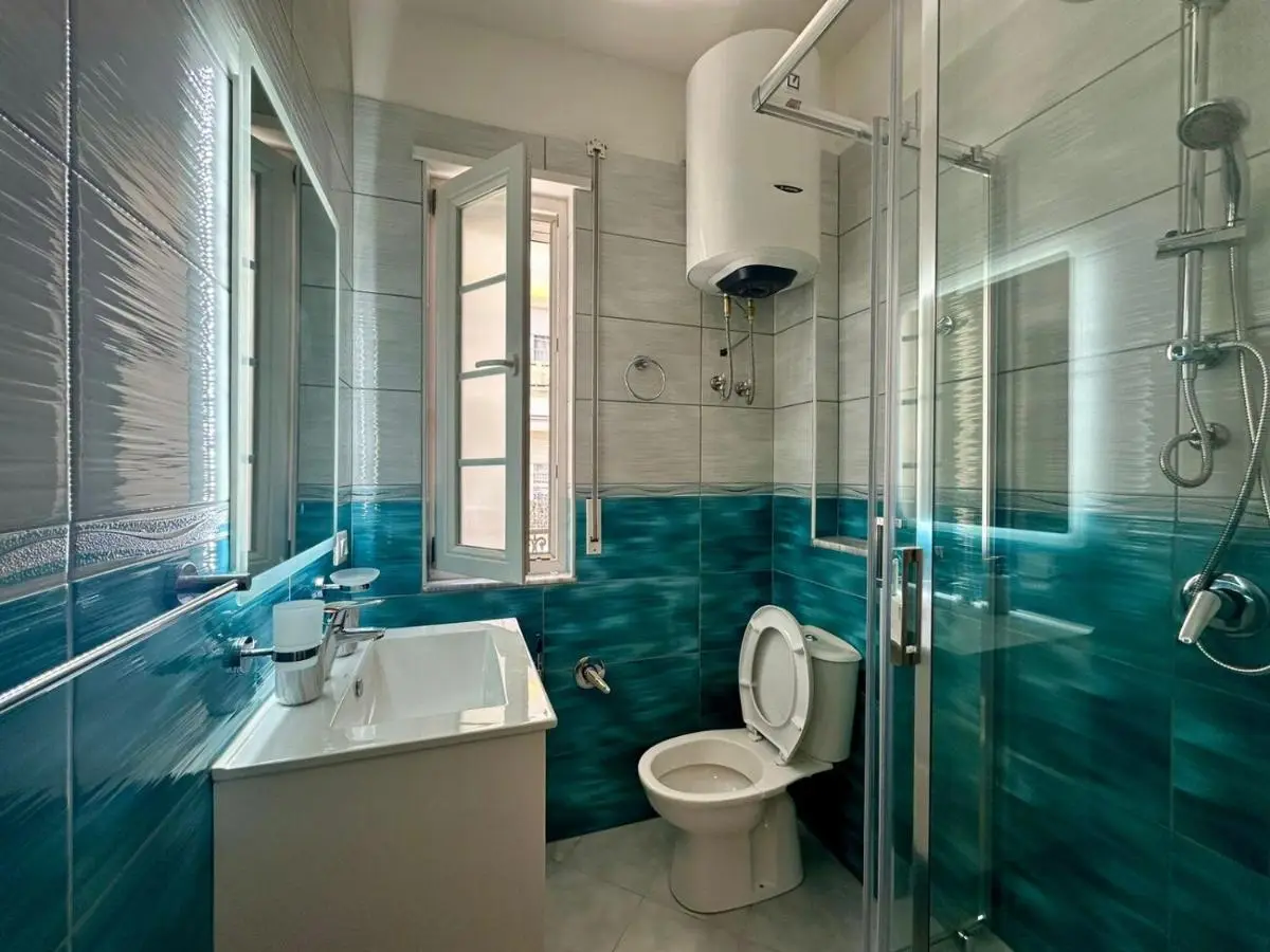 AR-Lux apartment old street