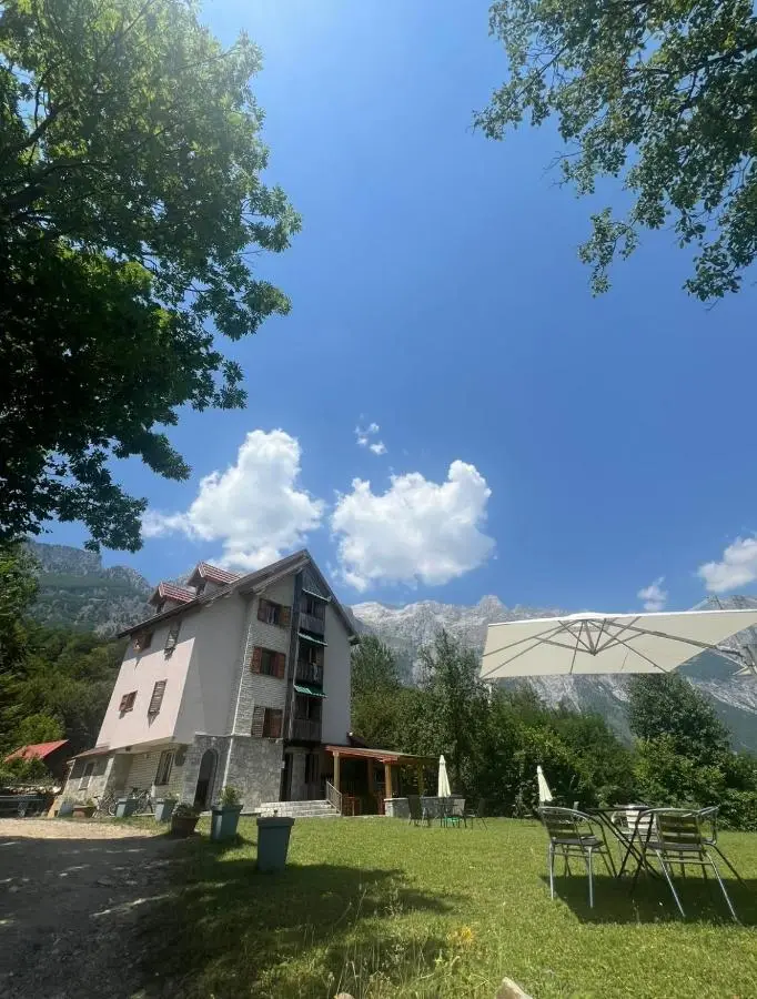 Villa Molla
