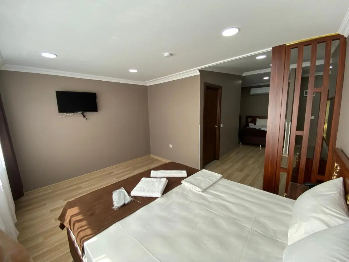 Grand Oral Hotel