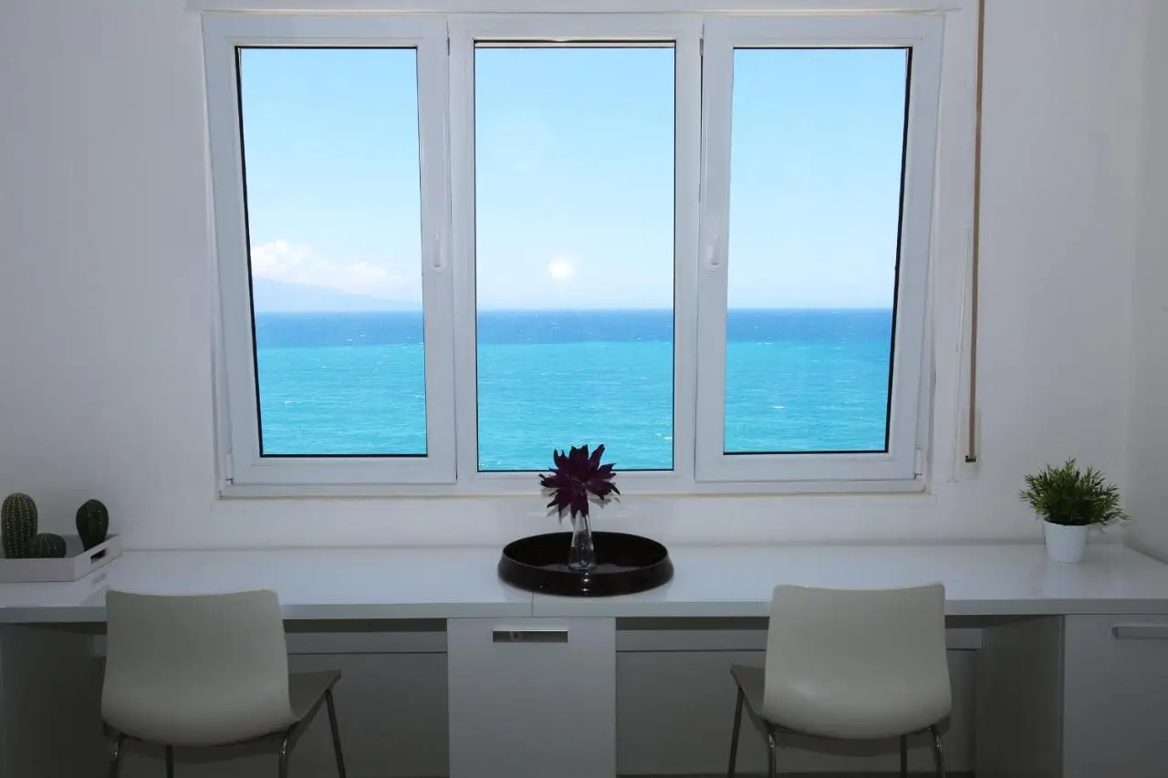 White Residence Luxury Apartments