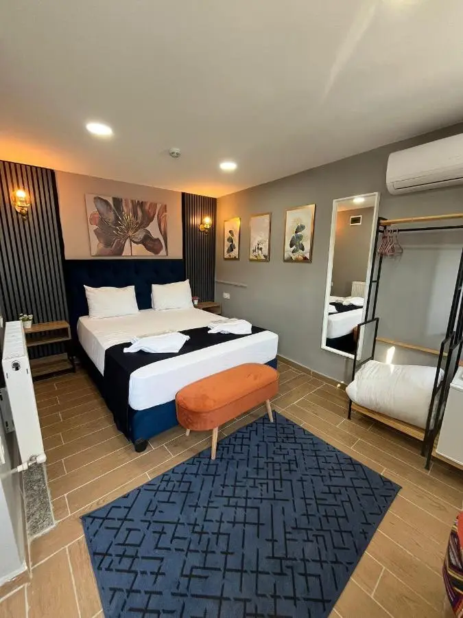 Emirhan Guesthouse & Suites