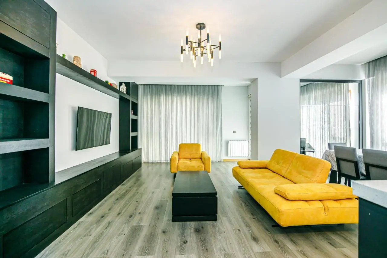 KING Luxury Apartment in Baku