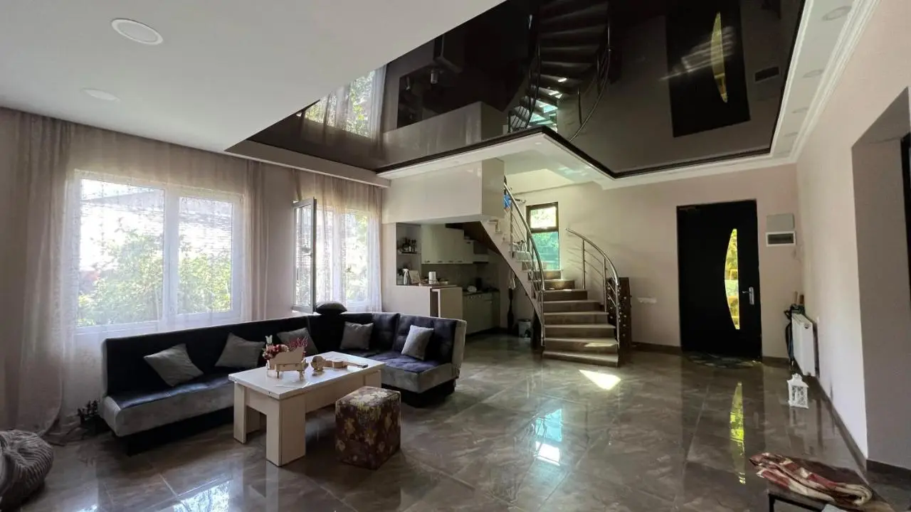 PALAZZO