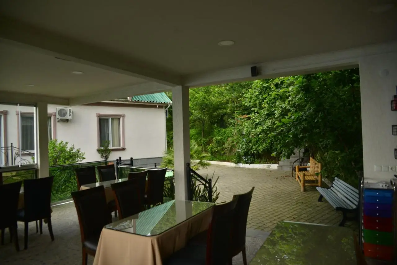 Mount Villa Kvariati