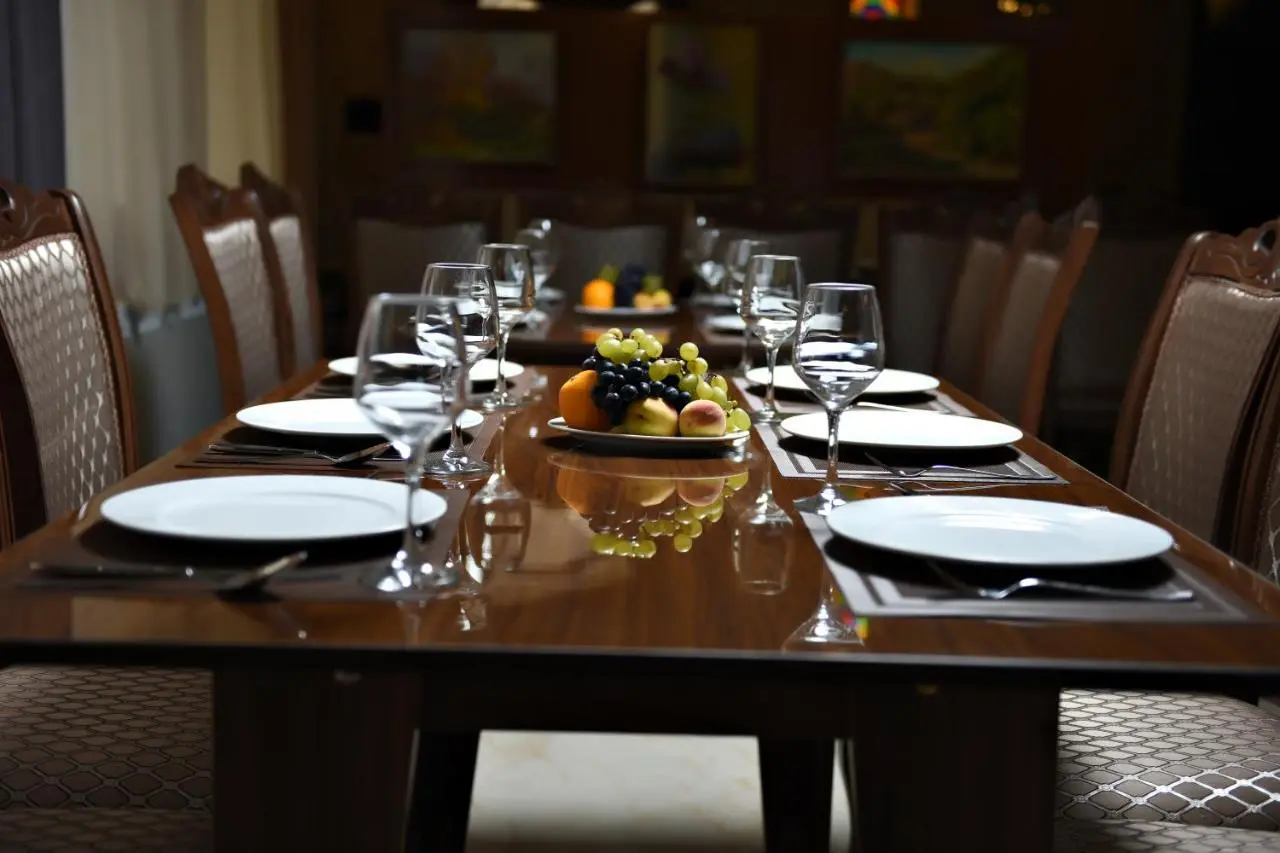 Yaffle Inn Shaki Boutique Hotel