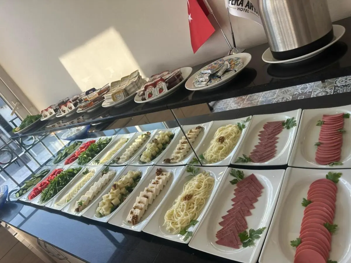 Pera Arya Hotel