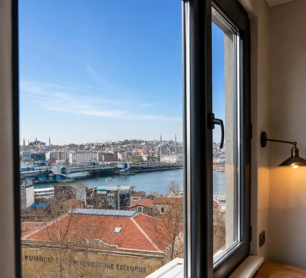 Art Karakoy Hotel