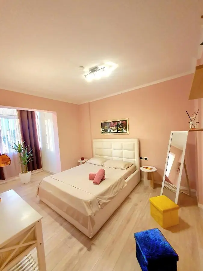 Modern Apartment in Delijorgji Residence Near Center