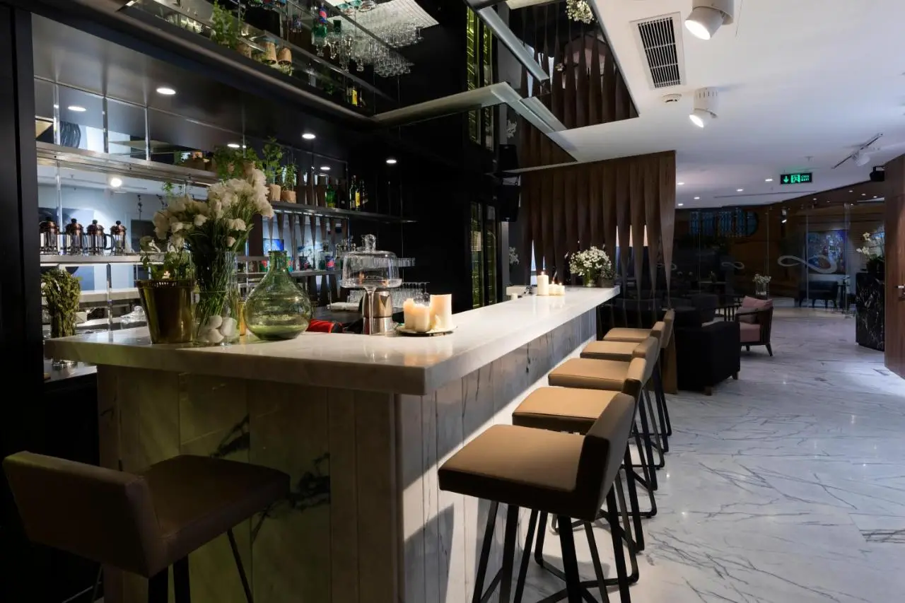 Endless Art Hotel-Special Category