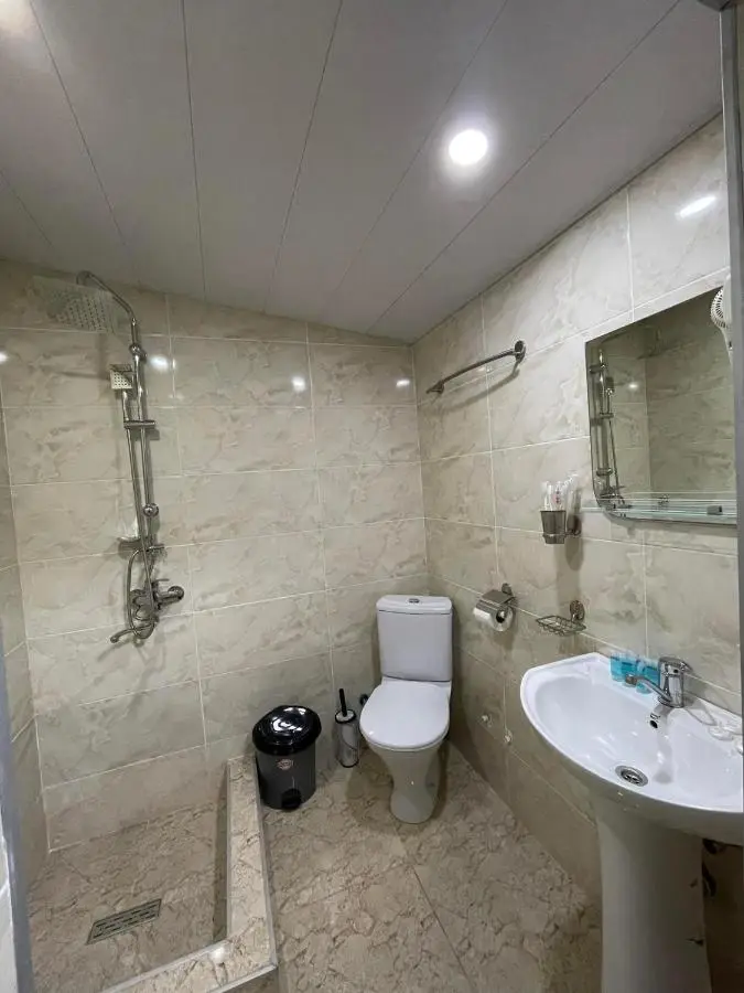 Hotel Shina