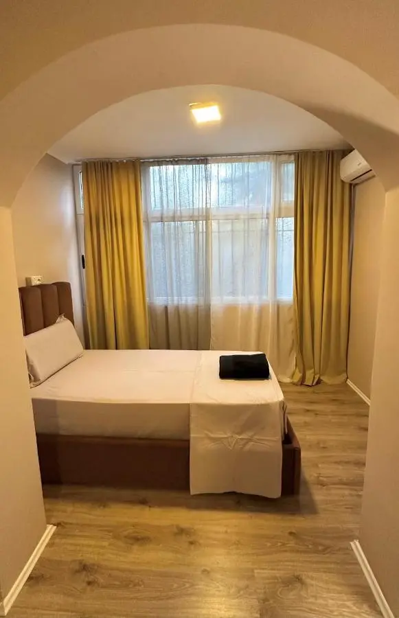 Bejart Apartment 5