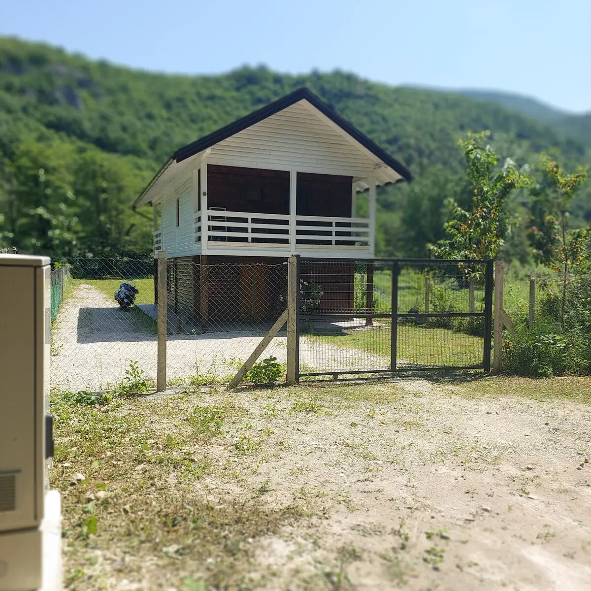"Emerald" Guesthouse