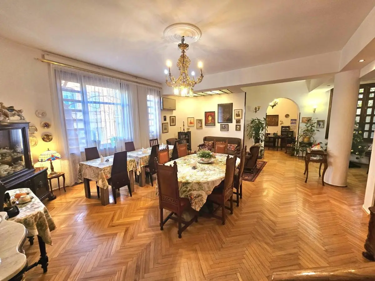 Hotel Home