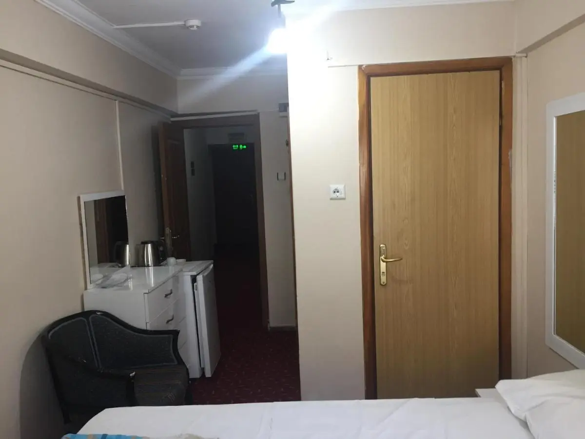 Paris Hotel