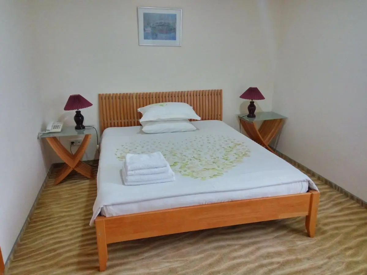 City Mansion ApartHotel