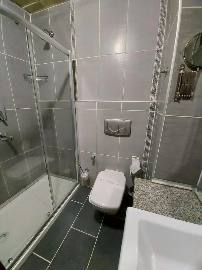 Paluri Otel Hopa