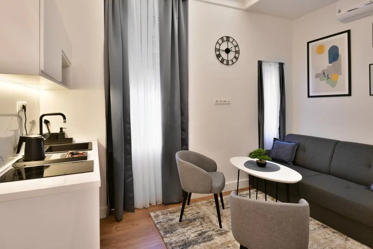 Luxury Galla Apartments in the City Center