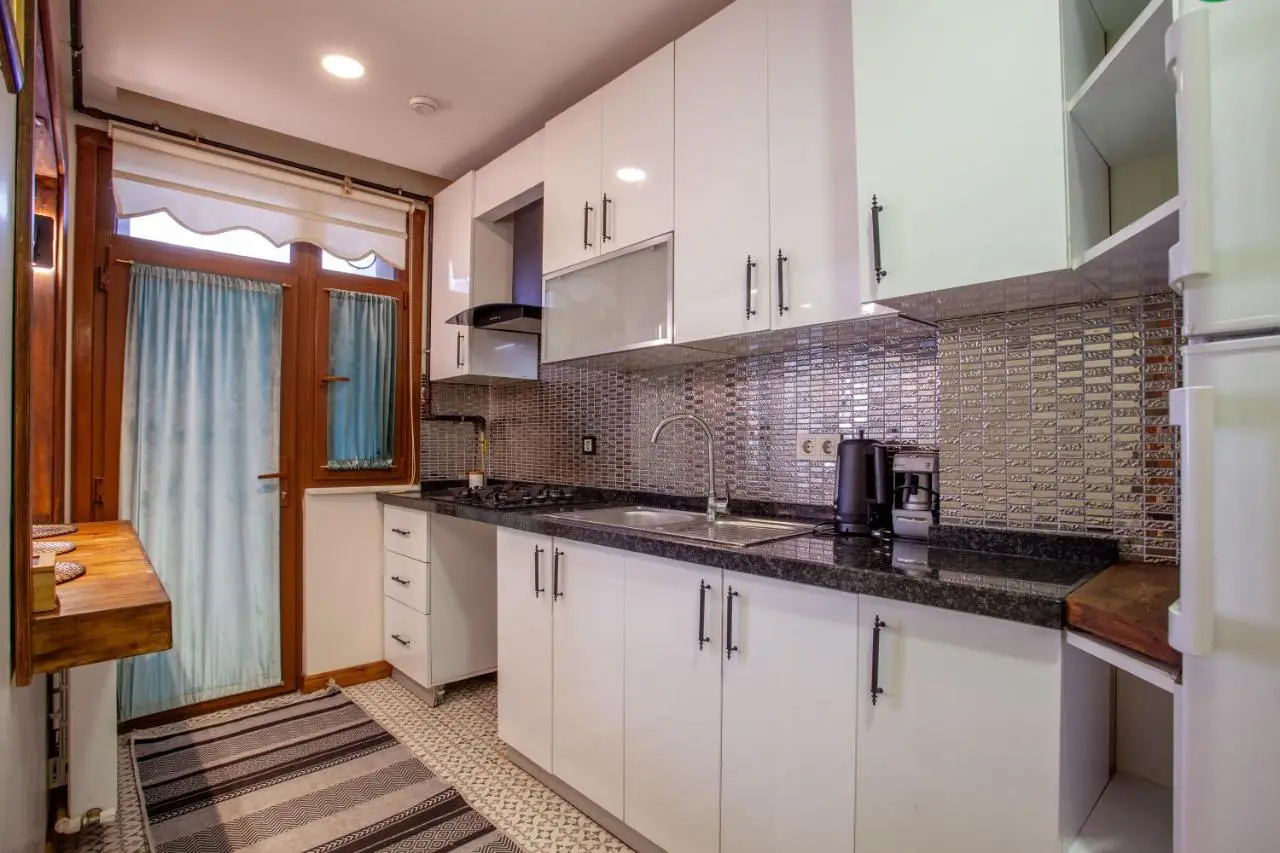 Mutlu flat