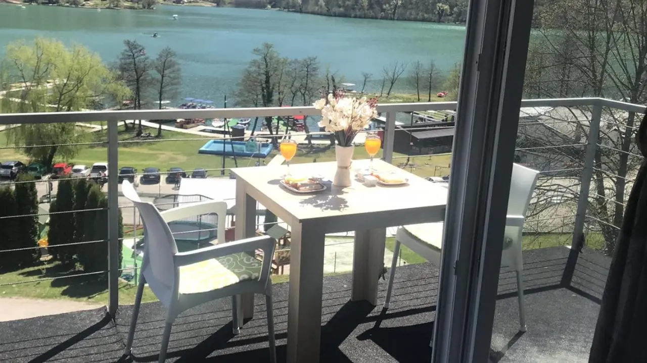 Royal Town Luxury with Panoramic View Wake up to breathtaking lake views and pure tranquility