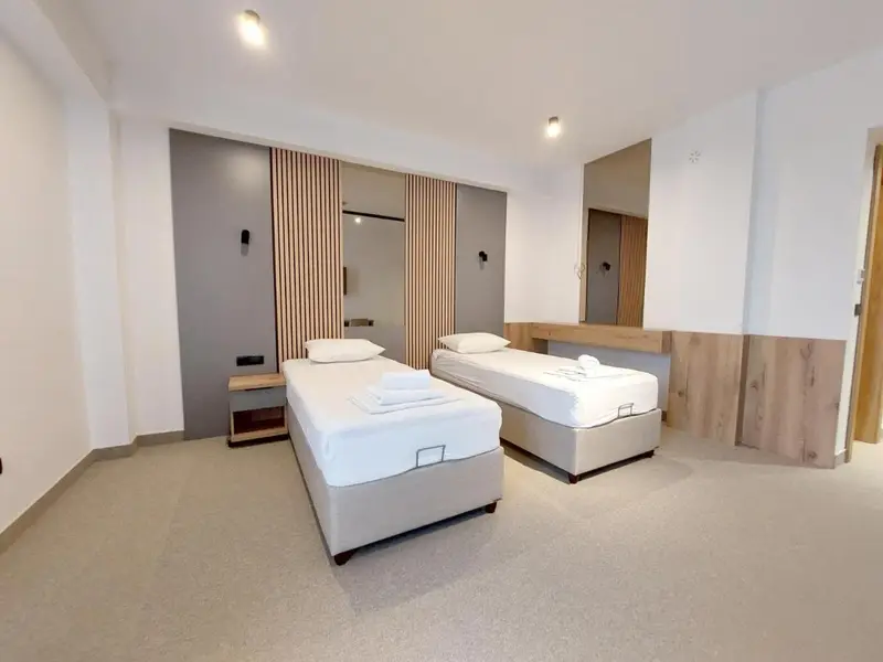 Hotel Almanas