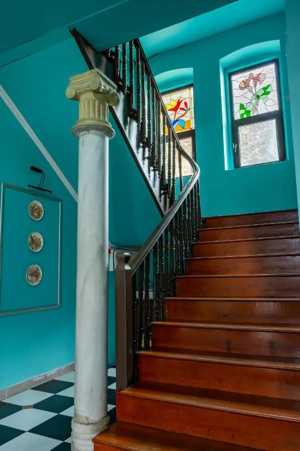 Nevalist Hotel