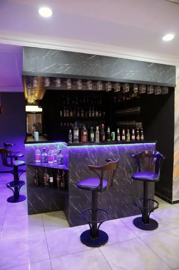 Dimet Park Hotel