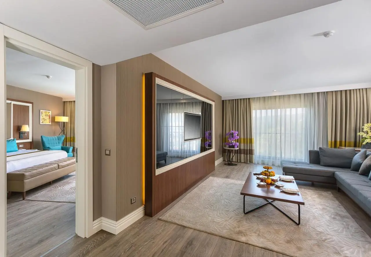 Wome Deluxe Hotel - Halal All Inclusive