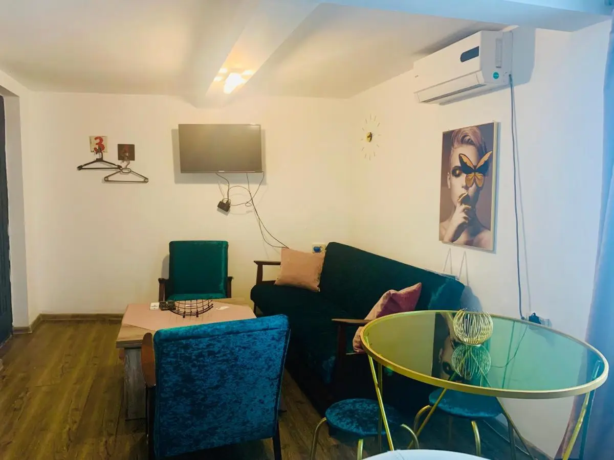 AIA Apartment