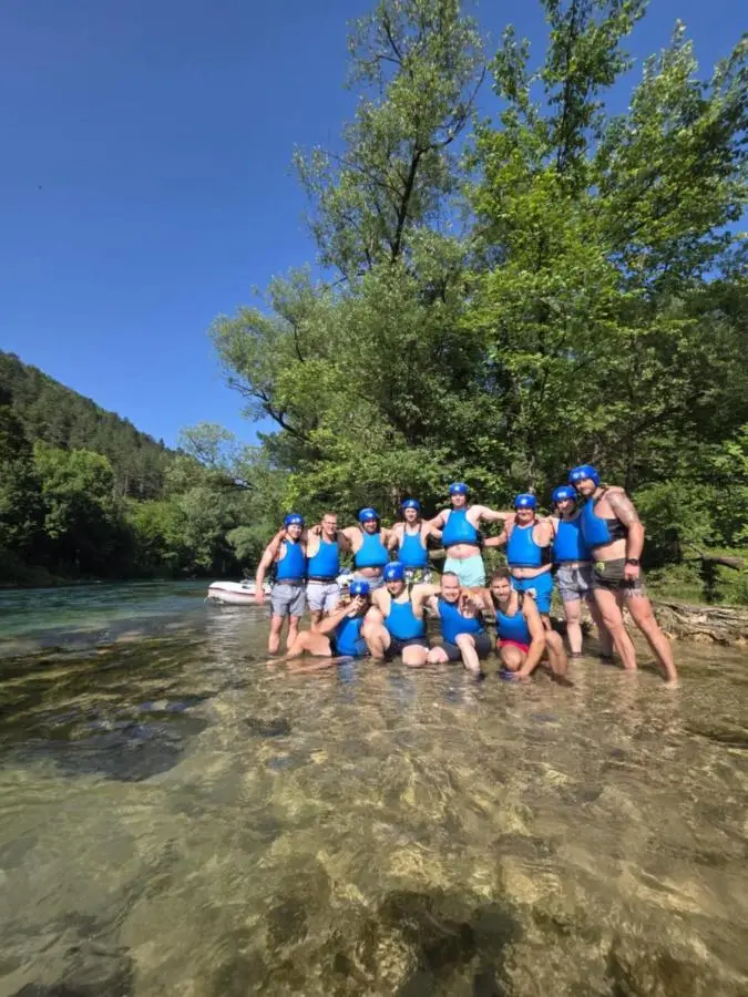 Vikendica, Bazen, Šedrvan, Rafting na Uni, Quad