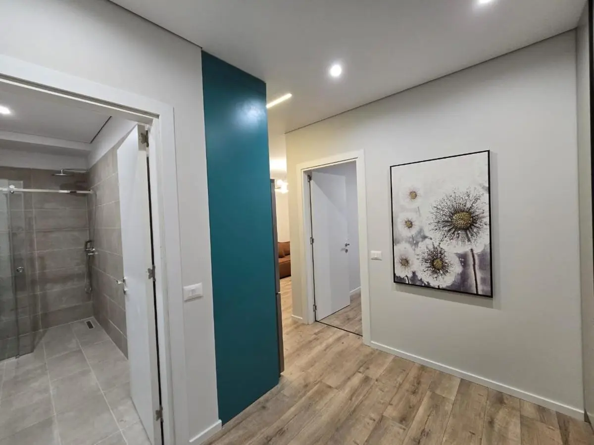 Home Select Tirana 6