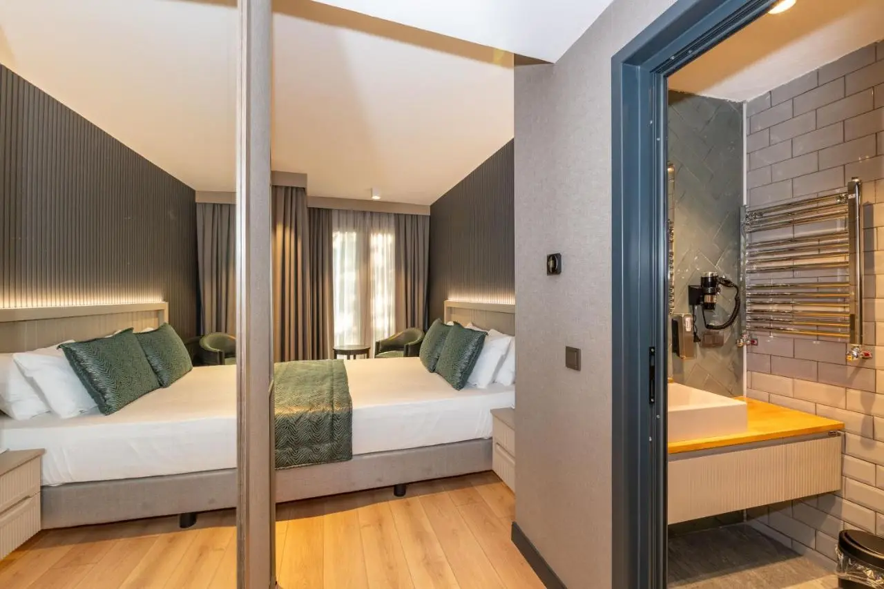 QUİ Hotel&SPA