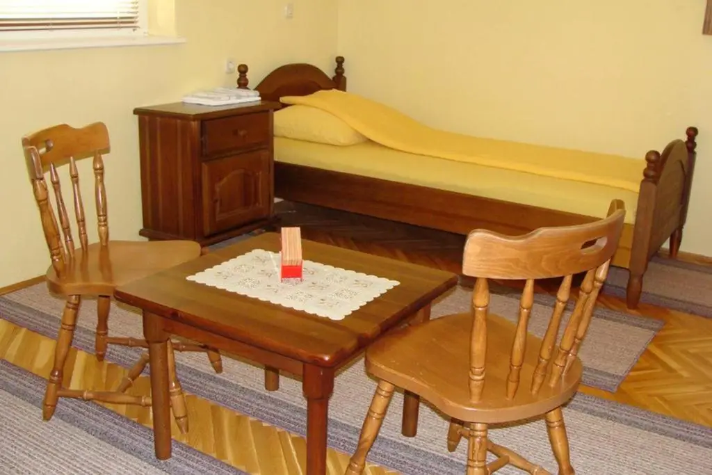 Saraj Guest House