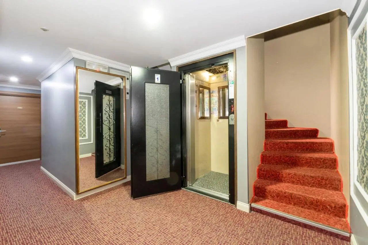 Double DD Hotel