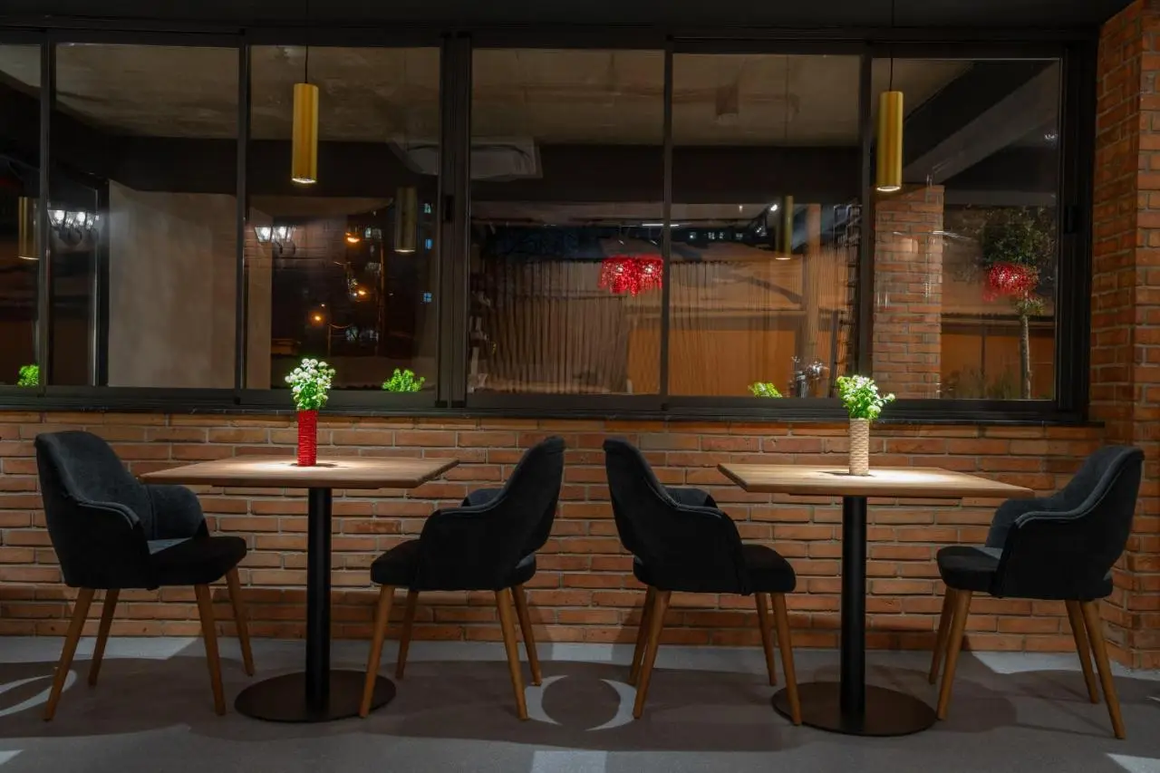 Hotel Tiflida