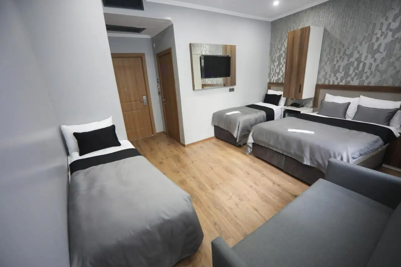 Yuvam Vari Hotel