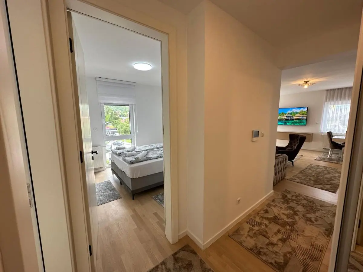 Apartment by expert Ado