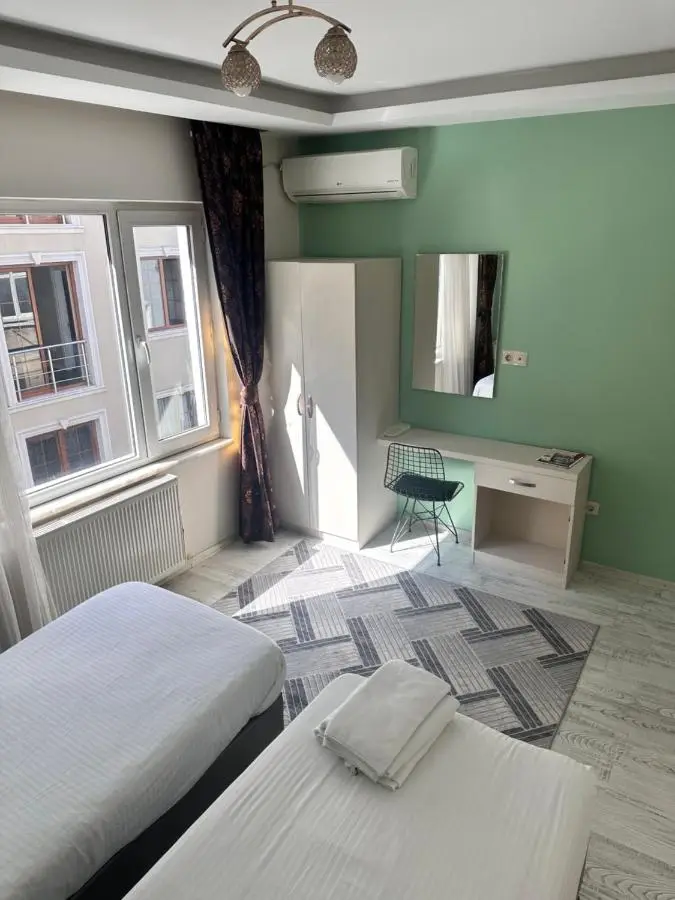 taksim white family suites